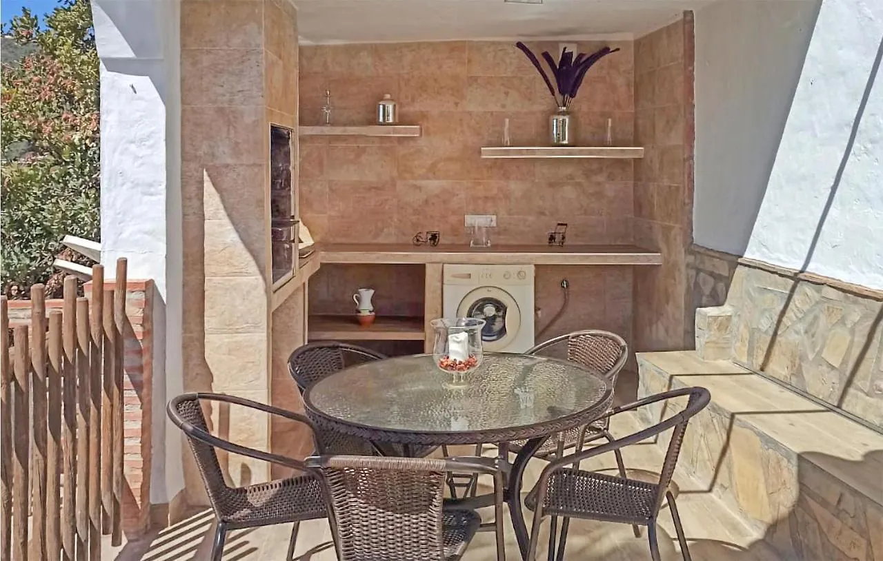 Amazing Home In פריחיליאנה